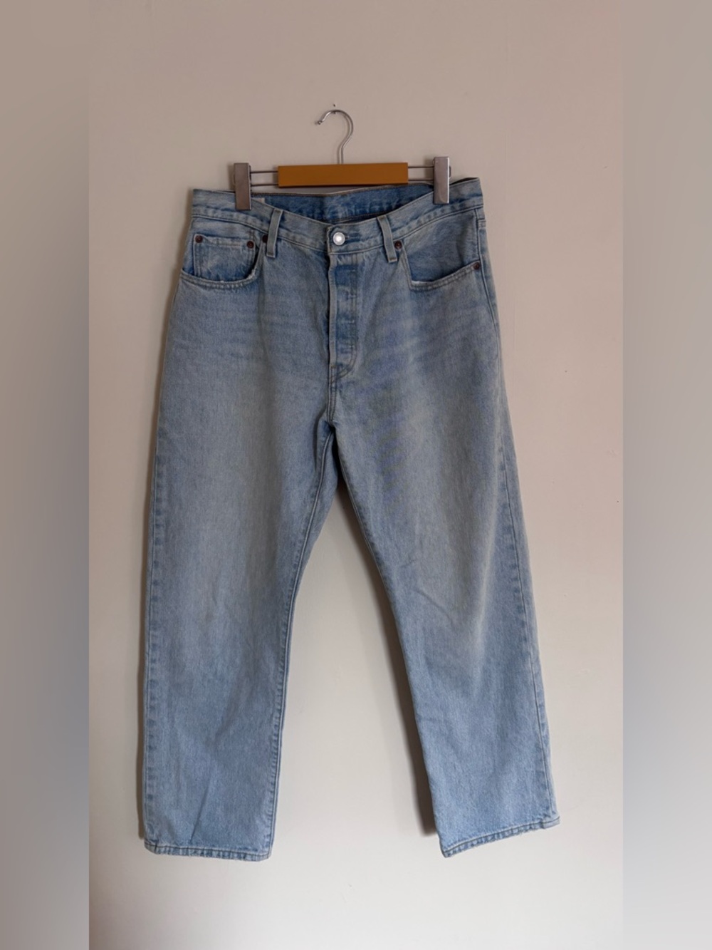 Levi’s women’s 501 classic style size 31